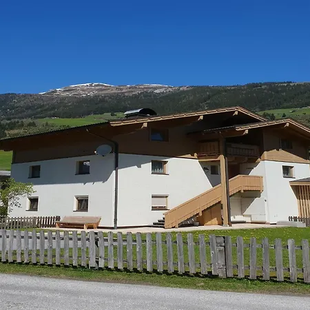 Appartement In Wald Near Krimml Waterfalls