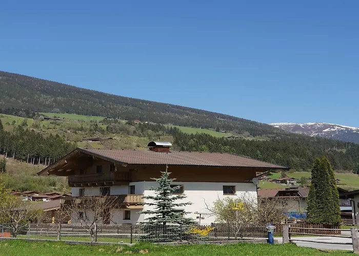 In Wald Near Krimml Waterfalls דירה וואלד אים פינצגאו